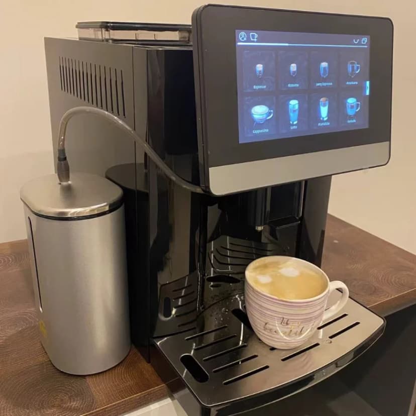 Smart, fuldautomatisk kaffemaskine med 7" berøringsskærm – 24 kaffetyper